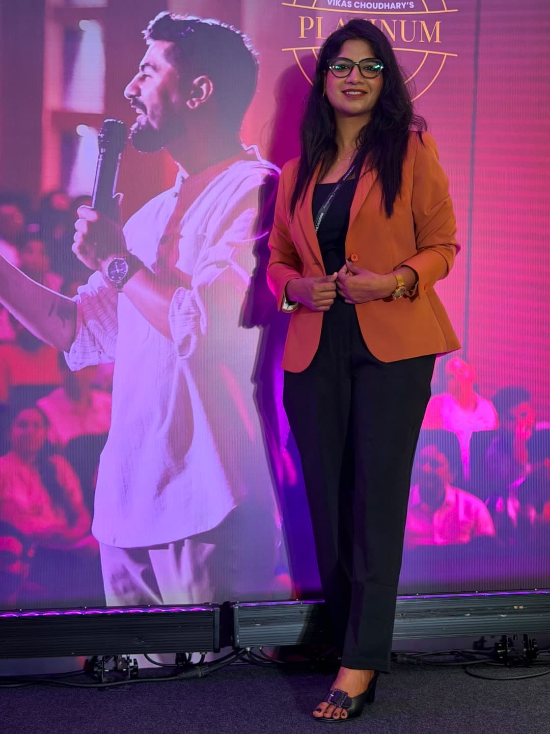 Priya Ashok speaking at a coaching event